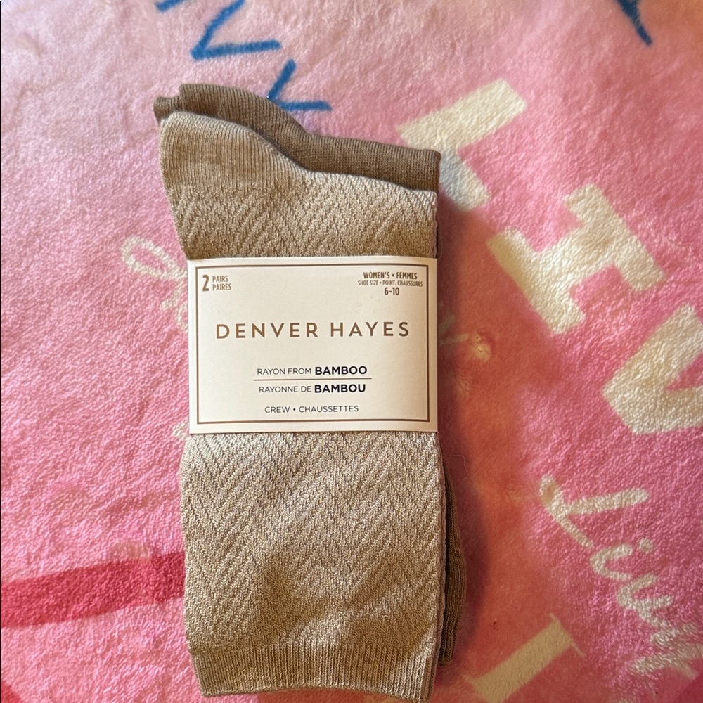 NWT bamboo size shoe 6-10 Denver Hayes Beige/brown Crew Socks 2 pairs